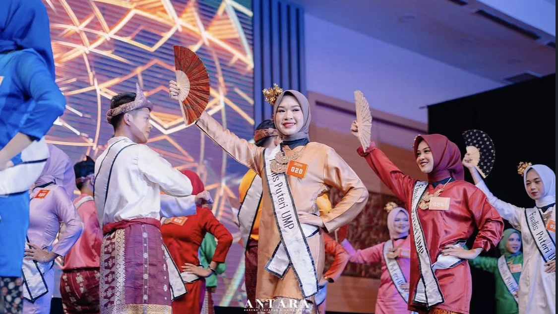 Malam Penganugerahan Putera Puteri UM Palembang 2025 — foto 4